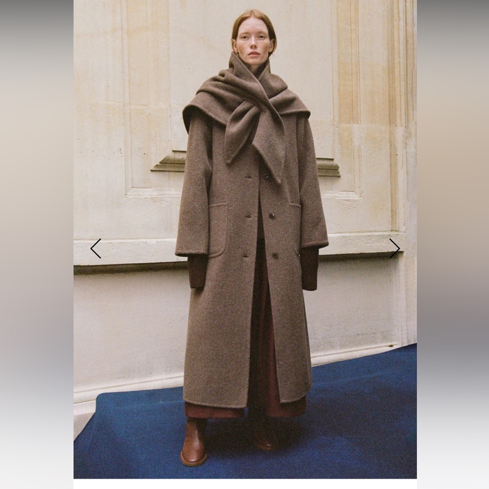 Viv Coat-brand new without tag